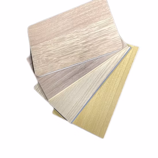 Hochwertige, einfach zu installierende WPC-Holzverbund-PVC-Decke für den Innenbereich, wasserdichte Glasfaser-Sterndecke, entworfene Ghana-PVC-Deckenplatte